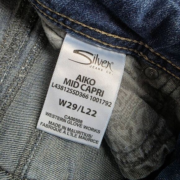 Silver Jeans Aiko Mid Capri W29/L22 Dark Wash Stretch - Picture 7 of 9